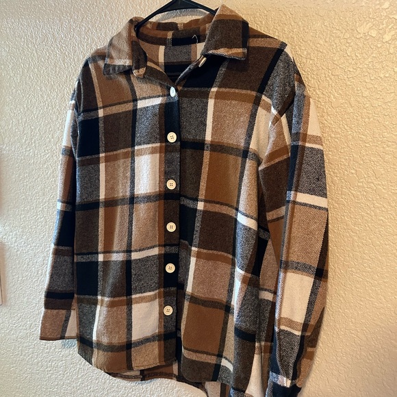 Plaid Button-Up Flannel - Picture 3 of 3